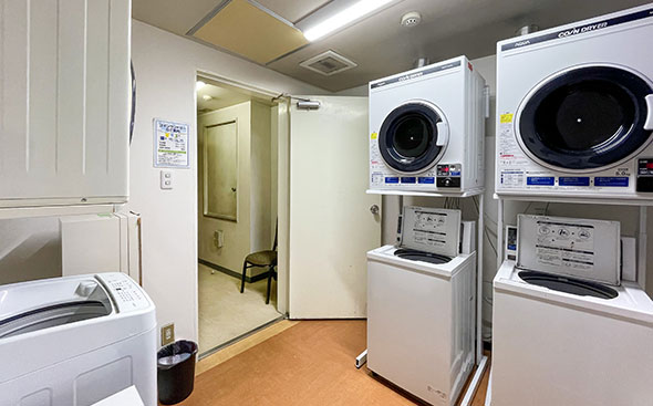 コインランドリー