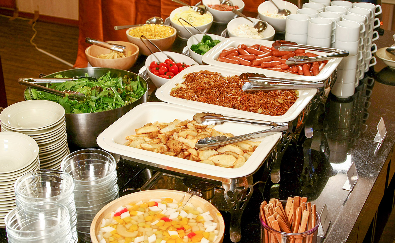 朝食バイキング