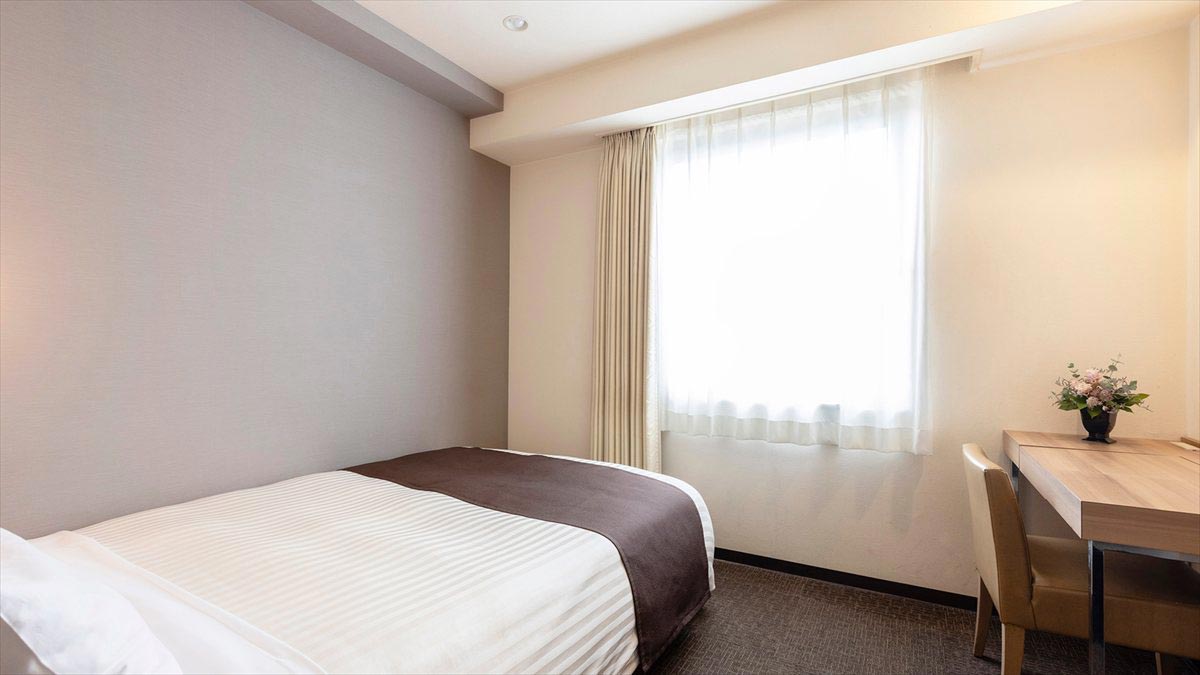 セミダブルルーム