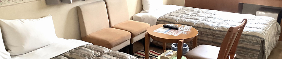 お部屋 Room　客室は全室に米国・サータ社製の最高級マットレスを採用！ベッドでゆったりとお寛ぎいただけます