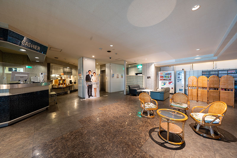 フロント・ロビー