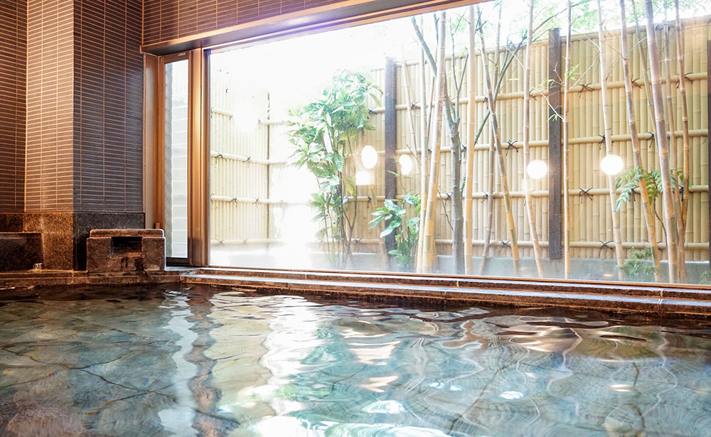 桜島溶岩スパの大浴場